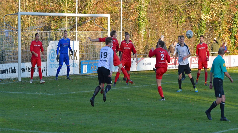 Drachtster Boys tegen Winsum